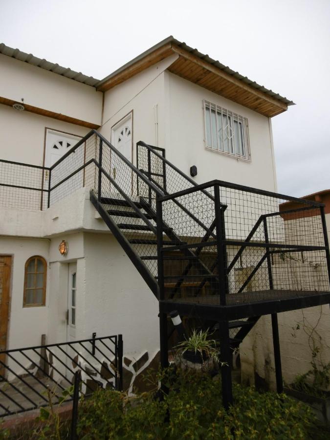 Hostel La Casa De Tounens Puerto Madryn Eksteriør billede