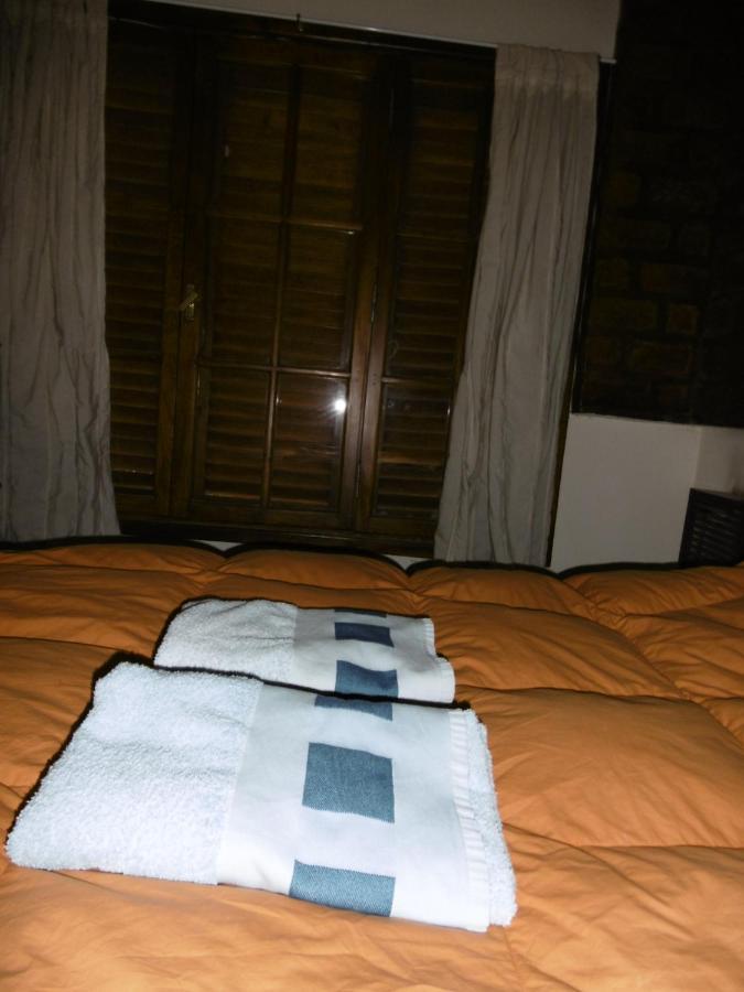 Hostel La Casa De Tounens Puerto Madryn Eksteriør billede